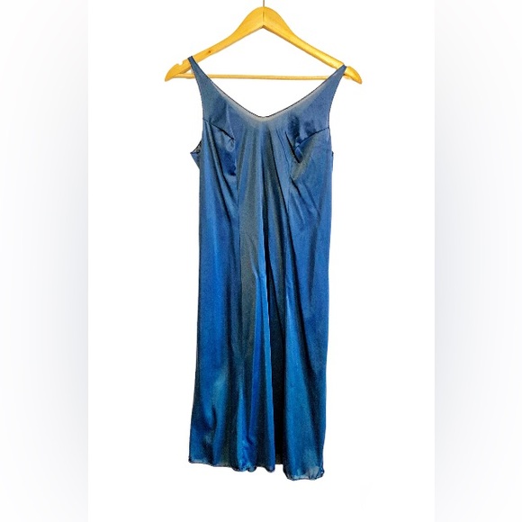 VTG Slip Dress - Picture 4 of 7